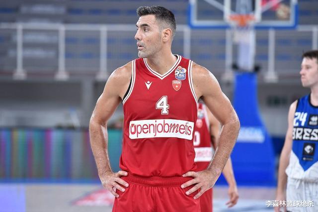 热刺|比詹皇更疯狂！40岁斯科拉变意甲得分王，征战25年仍未老太罕见