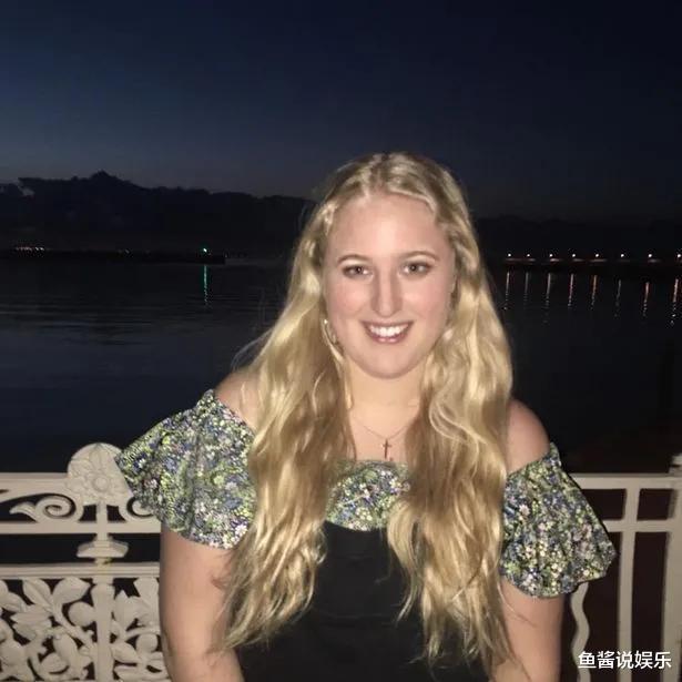 「玛丽娜」英国首相正式离婚，女方分得3500万