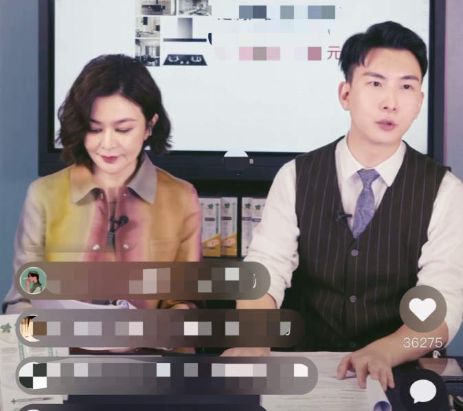 关之琳|关之琳罕见卧室照，床头的两条锁链十分吸睛，网友：干啥用的？