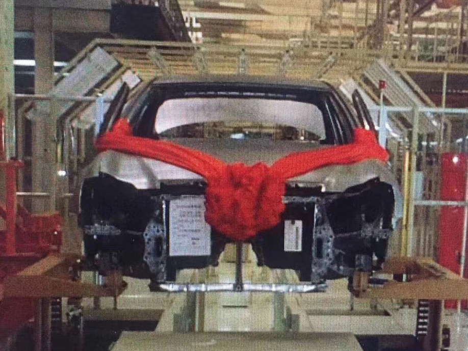 #丰田皇冠#一汽丰田皇冠正式停产,下一个会不会是普拉多?