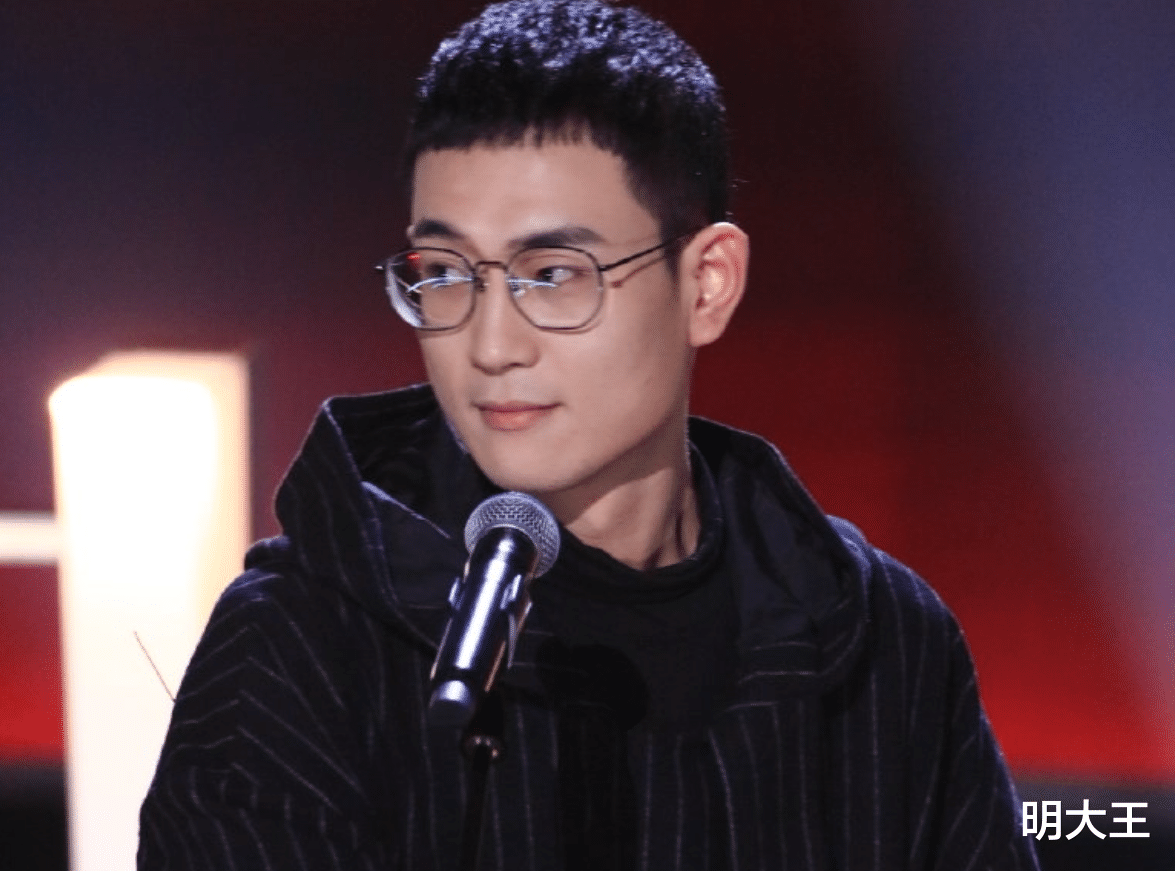 lisa|《中国好声音》9强诞生，李健和谢霆锋各晋级3人，李宇春只剩1人