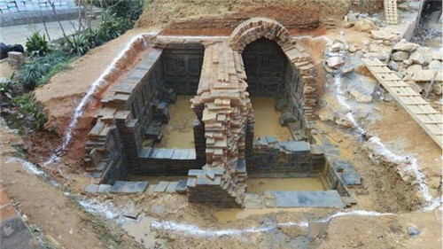 后代|考古出土一父女合葬墓，女子身旁有200颗药丸，化验结果让人愤慨