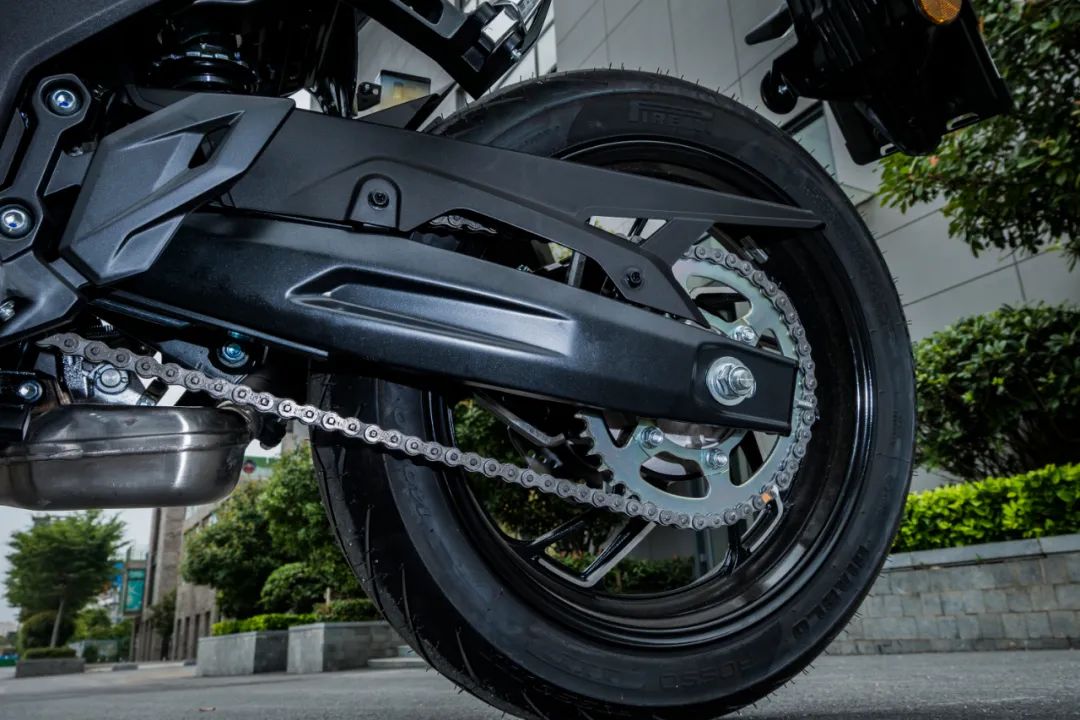 「动力」岂止工艺：豪爵DR300开箱日志，一款世界级水准的街车