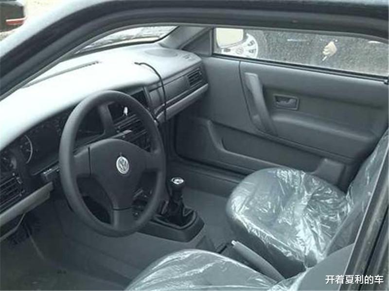 「别克君威」桑塔纳库存车降到3万,座椅未揭塑料膜,车主:我也买一辆!