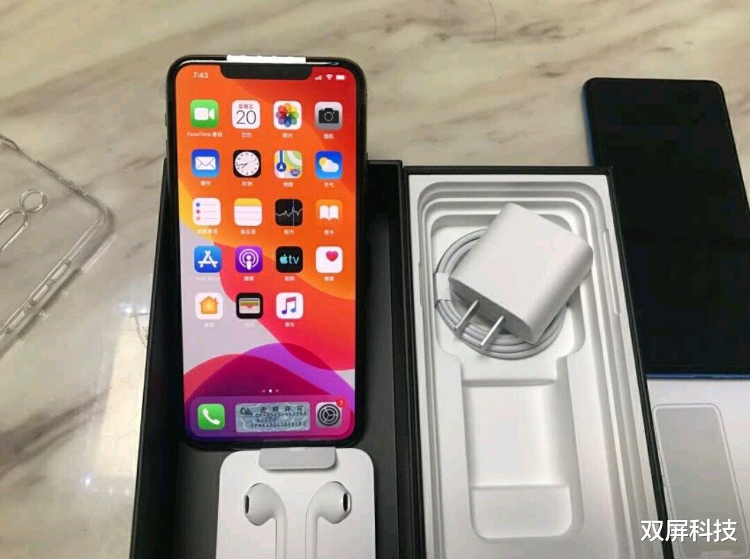 华为手机|iPhone全面降价,最高2000元,网友:不考虑iPhone12了!