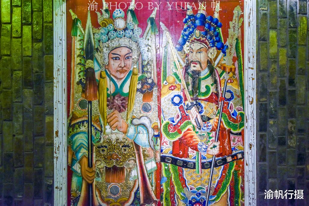 博物馆|中国最大的门神展示馆，近万个门神让人大开眼界，老板是位美国人
