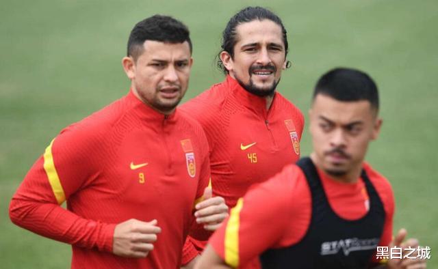 特谢拉|特评：国足归化特谢拉困难重重，求助恒大成唯一选择