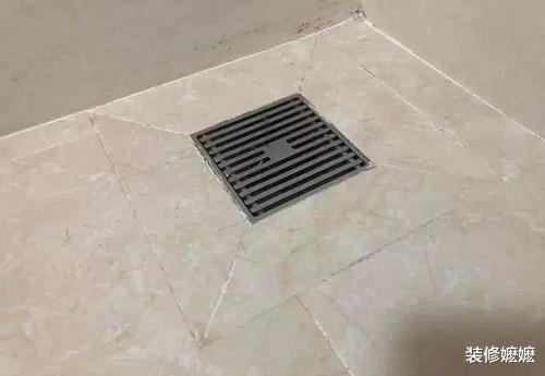 |卫生间地漏一定不要这样安装,好多人装错后悔,入住才知有多么坑