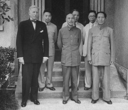 蒋介石|蒋介石身份证上的三个字感动无数国人, 毛主席也高度赞赏