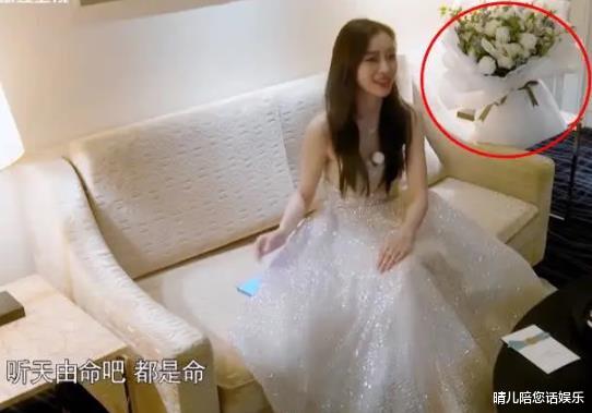 奔跑吧兄弟@跑男到底有多宠baby？男嘉宾发零食酸奶，看到她的礼物女生都羡慕