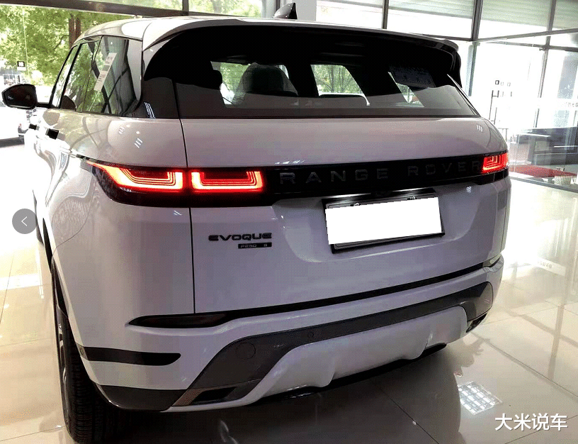 SUV|实拍：价格暴跌的豪华SUV路虎揽胜，上市不足一年跌至28万