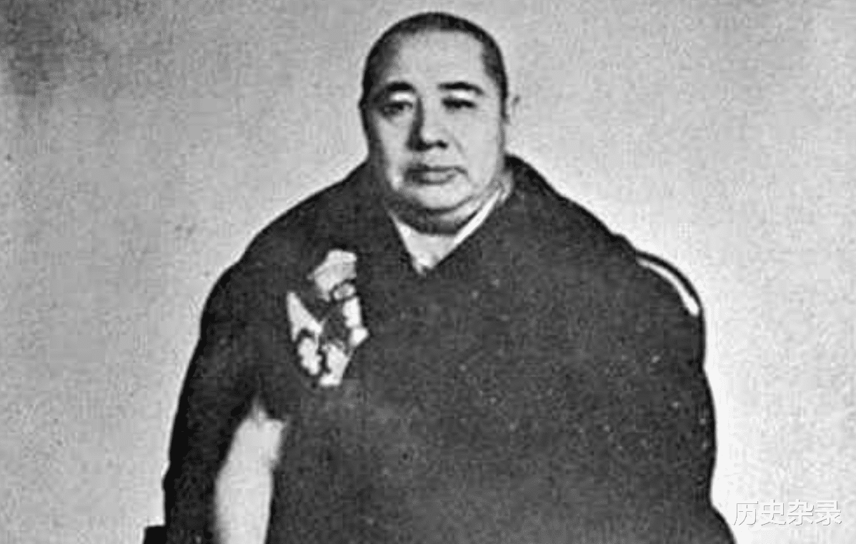 蒋介石|蒋介石败退台湾时强行带走3人，他说：这是国之重宝，不走不行！