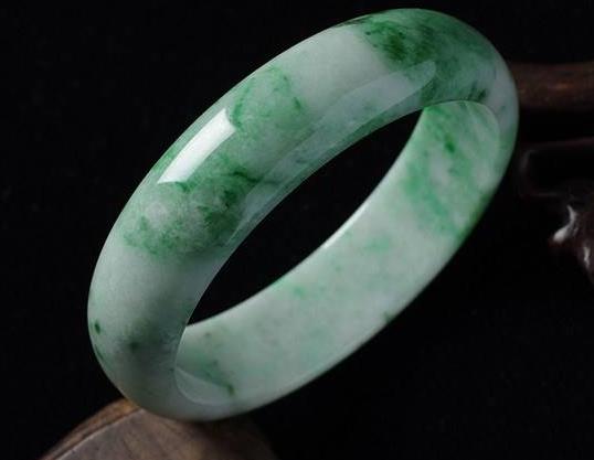 【翡翠】翡翠三青:干青,油青,花青你知道怎么辨别吗?