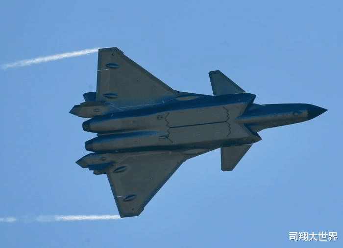 飞机▲中美俄最快战机速度：美4100公里，俄罗斯3980公里，中国呢？