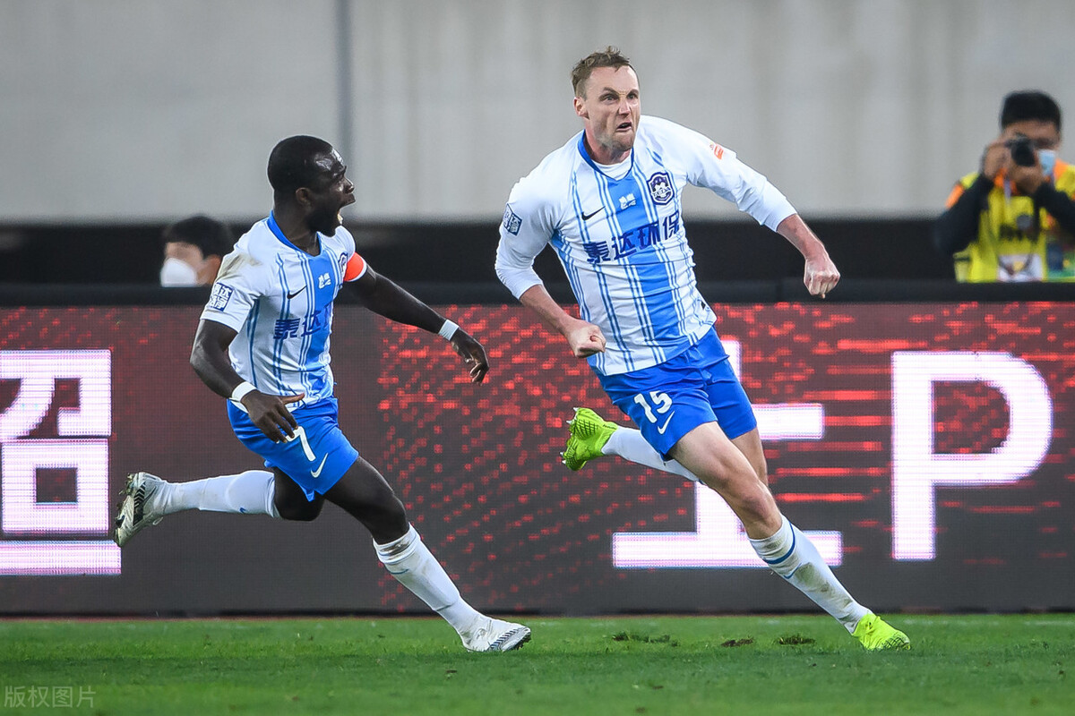 中超|3-1！力斩冠军队！前中超亚军陷入重组，3名外援已离队土帅大练兵