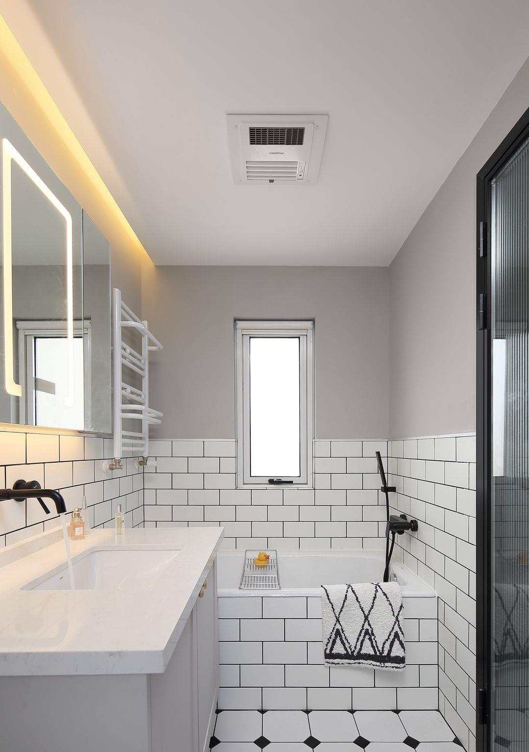 |看了她家121㎡新房,真心忍不住拿来炫耀,以简胜繁这才是真高级