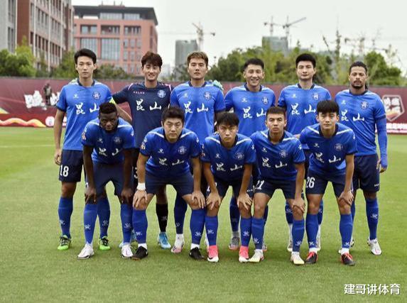 崔鹏|崔鹏4场比赛0失球！助昆山开赛不败登顶榜首！明年他就要战鲁能