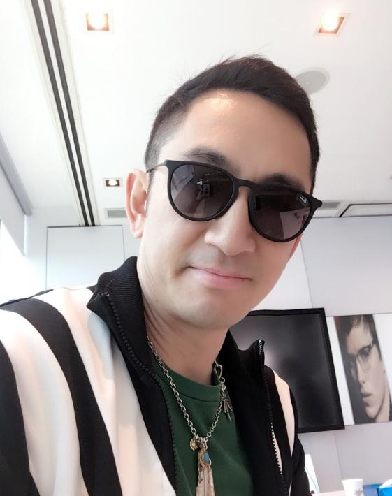 那英|晒晒吴启华现实的豪宅，把女儿养成白富美，打小就让她学习钢琴