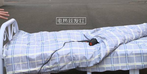 吉首|痛心！吹风机忘关搁置在床铺上，两人不幸遇难！