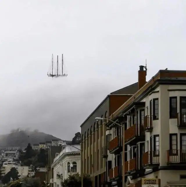 UFO|17张不可思议的巧合照片，你可能一辈子都遇不到！