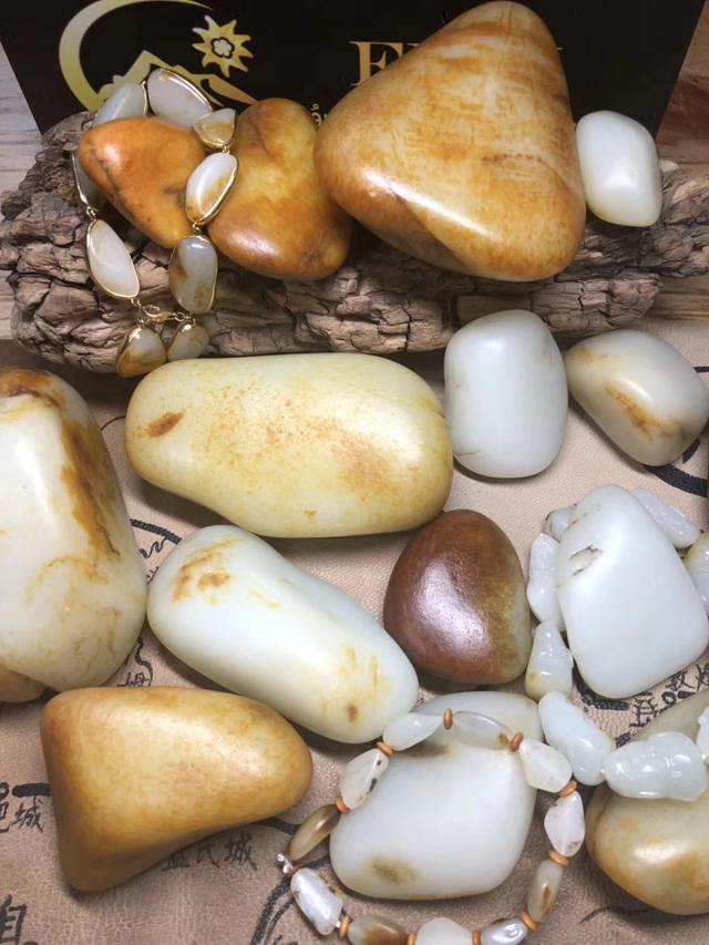 「」自己买和田玉原料做活是不是更省钱呢？