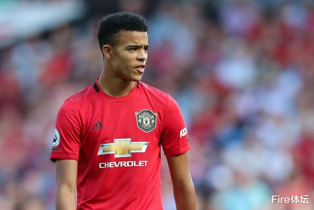 曼联|6.8分!曼联天才持续低迷!禁区内无人盯防踢跐,还想接班范佩西