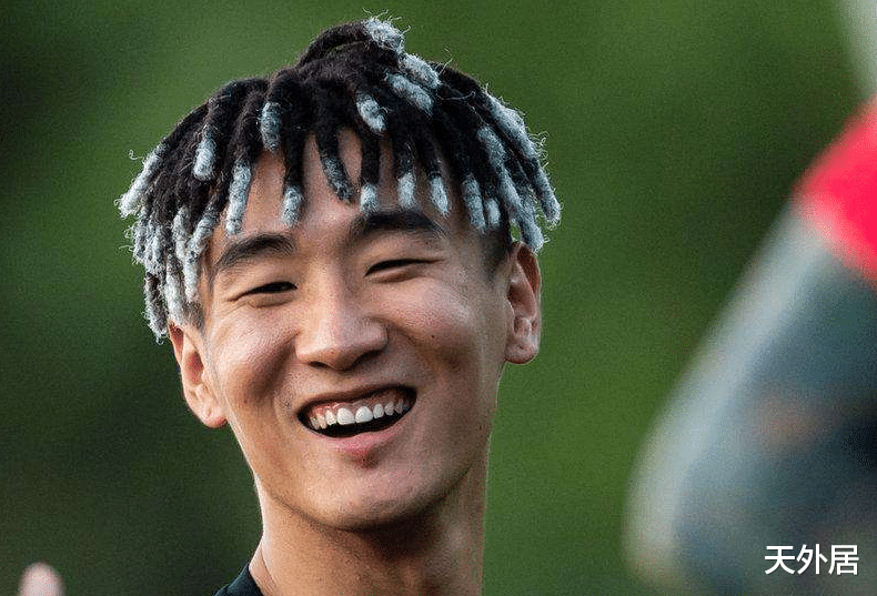 中超|时隔10轮，中超本土最佳射手复出！一头黄发亮了，至今无人超越他