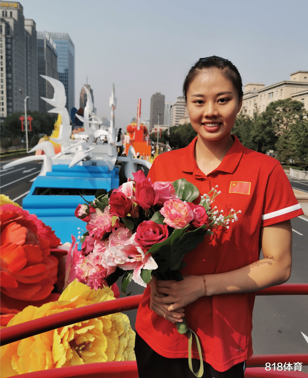 龚翔宇@中国女排2人获殊荣！龚翔宇获全国优秀共青团员，朱婷刚获五四奖章
