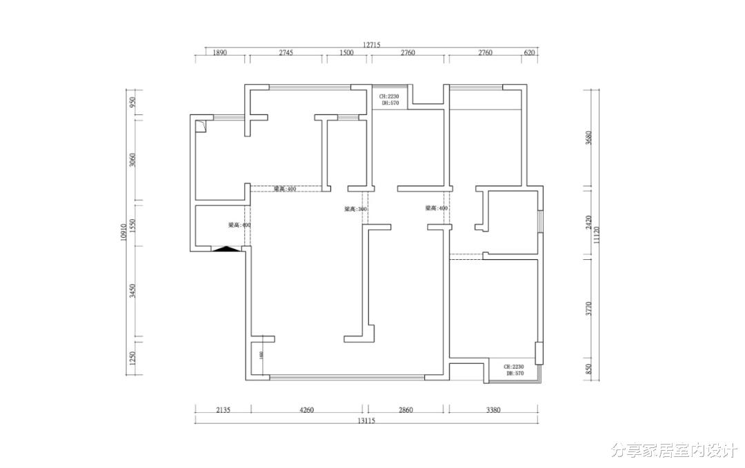 |她家141平新房，效果很漂亮，把次卧改衣帽间和书房，很实用！