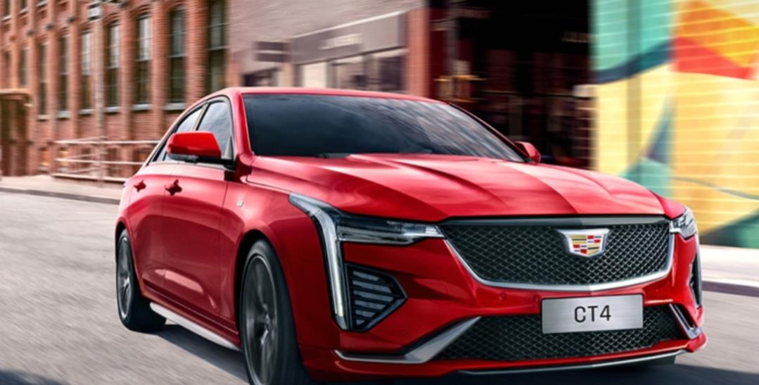 本田雅阁|20万落地凯迪拉克CT4,两个月后开十代雅阁,车主:两车差距太大