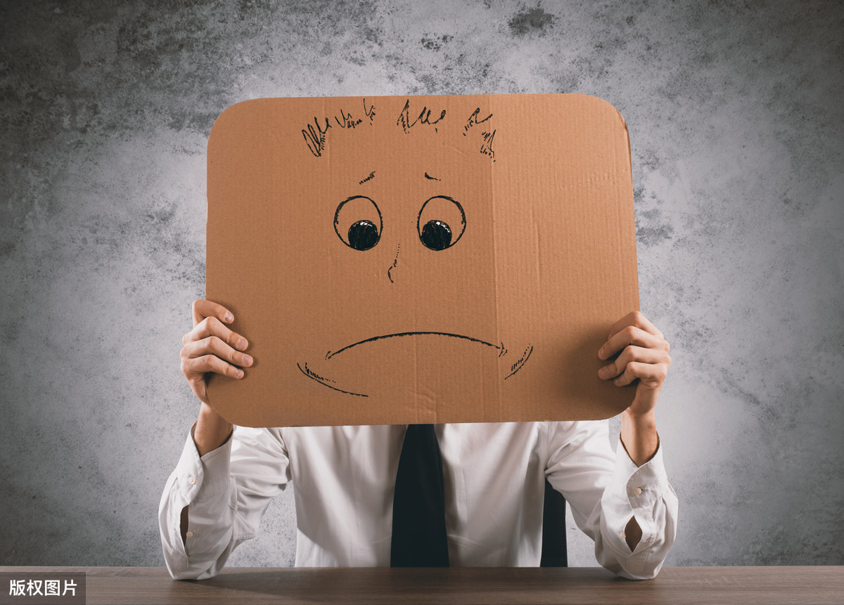 『』40岁左右如何化解职场中年危机?做好这4点,竞争力不输年轻人