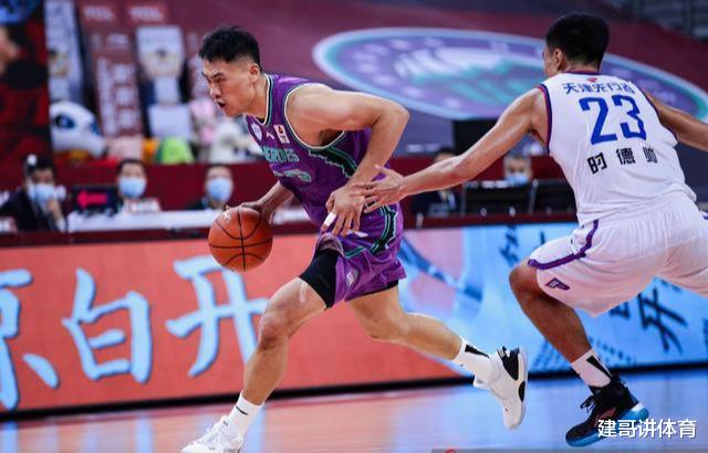 山东男篮@CBA今日积分榜：山东赢球重回第4，5队互算小分辽宁只能第6