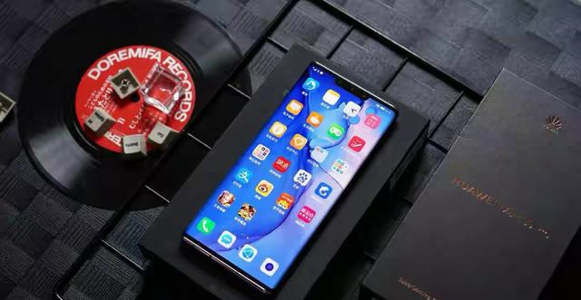 麒麟990|降价700元,顶级华为冲销量,高端“瀑布”屏+麒麟990+徕卡四摄!