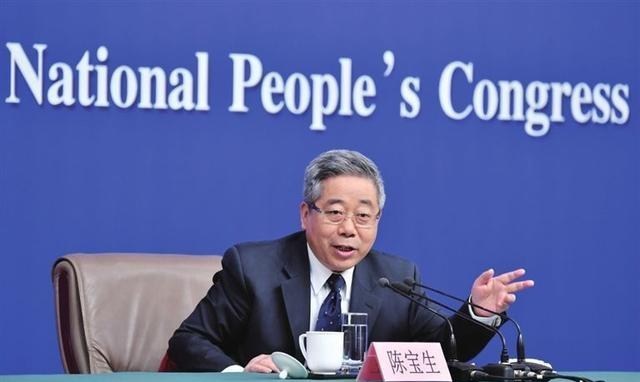 「教师」教育部传来一个好消息,全国中小学生有福了,家长听后拍手叫好!