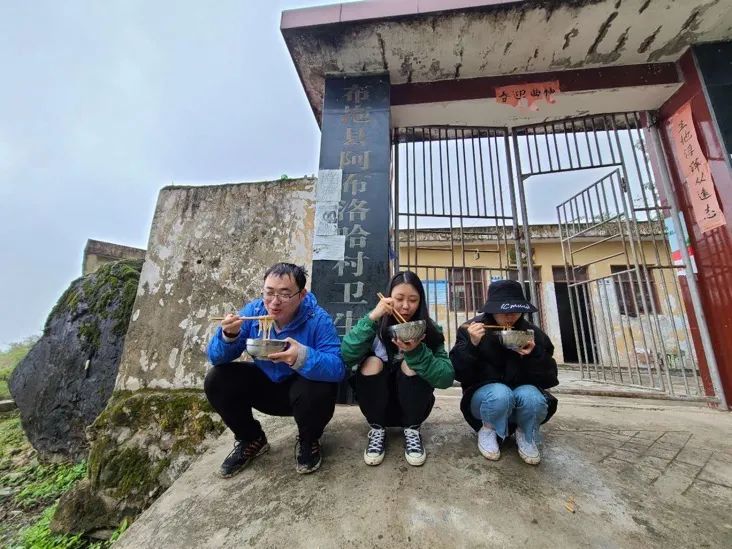 封面新闻|卧底“成都名媛”，真相来了！