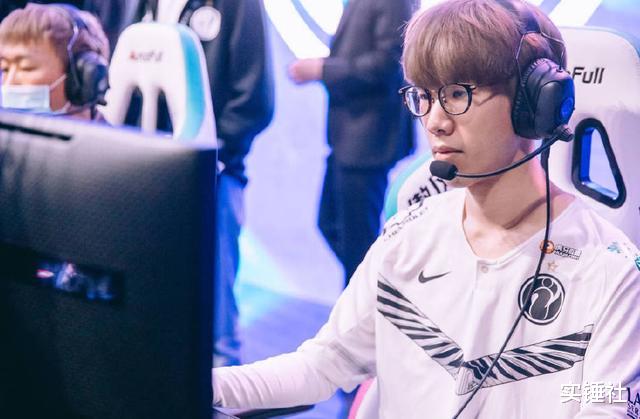 #theshy#季中赛被多兰淘汰后Theshy受刺激，封印射手狂练刀妹！韩服杀疯了