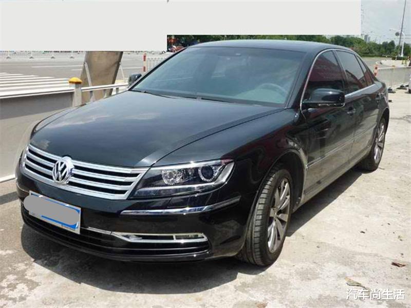 [豪车]小伙15万买泡水大众辉腾，维修工拆开检查后：这运气咋不去买彩票！