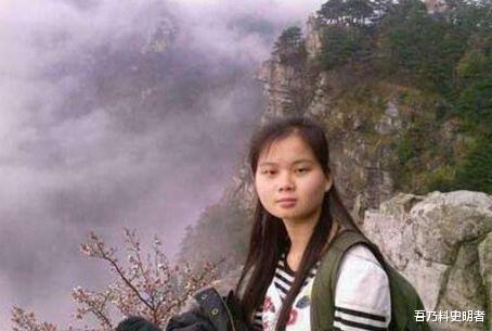 本科生|她高考两次失利，385分读专科，没毕业却被三家跨国公司争抢