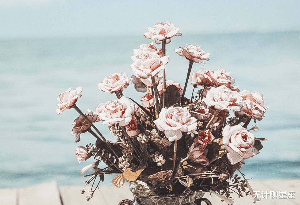 天蝎座|一直等待旧爱的4个星座，时刻关注对方，原因自己都不清楚