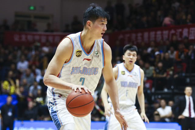 [范子铭]再见范子铭！宏远内线引援有新人选！单场22+14！他绝配易建联