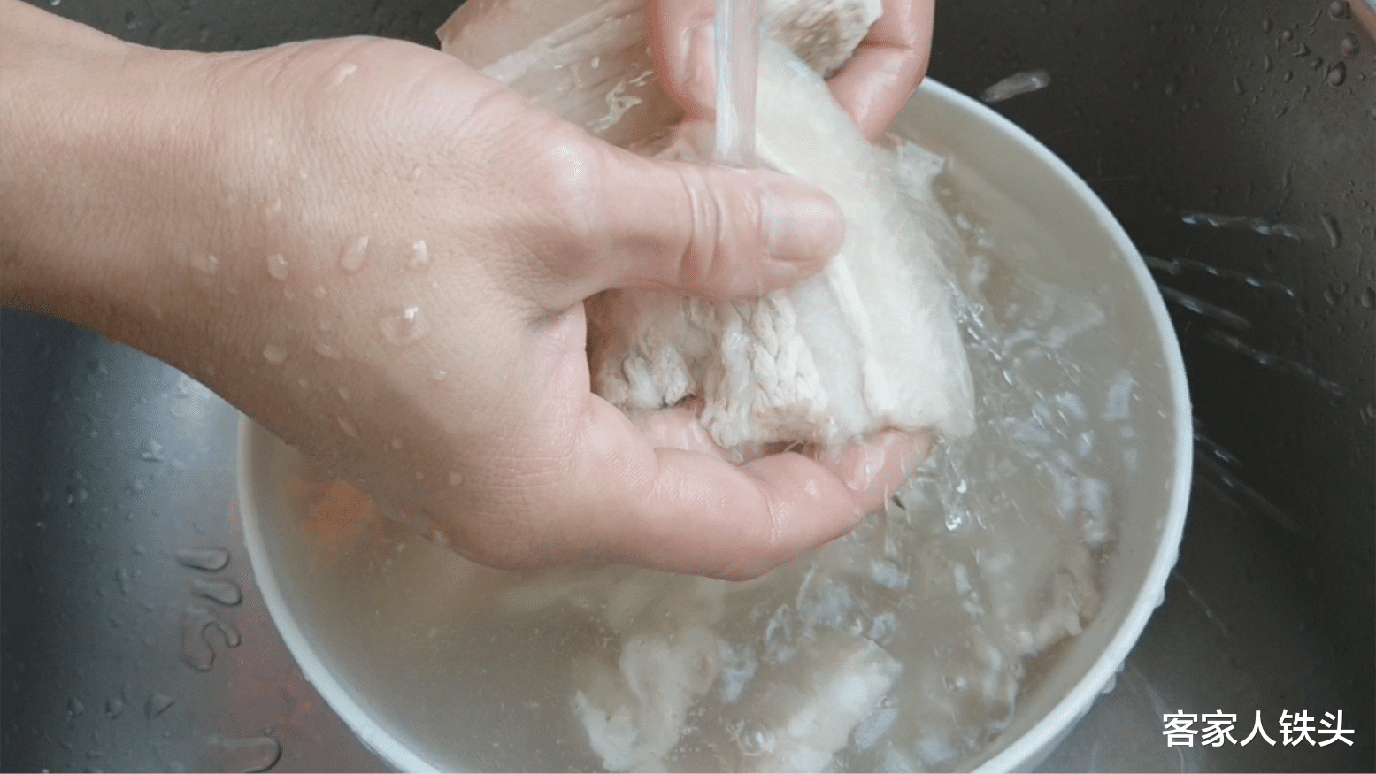 五花肉▲端午节五花肉这样做，待客好有面，简单又好看，一上桌个个抢着吃