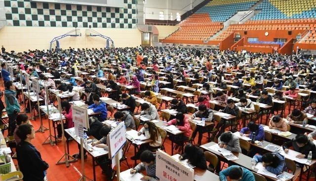 招生|大幅增加专业博士招生，学历标签必然贬值，影响所有考生