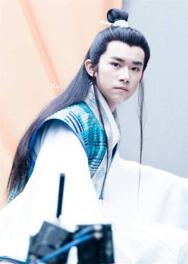 『易烊千玺』肖战妈妈，宋威龙妈妈，易烊千玺妈妈，看到王一博的：神仙姐姐！