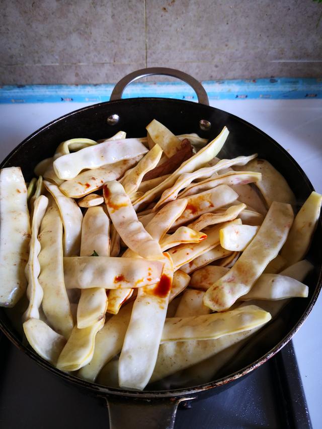 红薯|它是肠道“推粪机”，便秘的人隔三差五吃，隔天拉出黑臭巨便