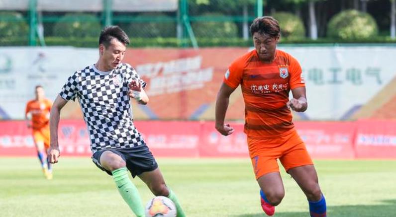 #山东鲁能#中超3外援政策让鲁能因祸得福，李霄鹏将签超级射手搭档郭田雨