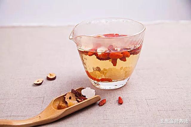 枸杞▲枸杞是养肾还是养肝？这次说明白