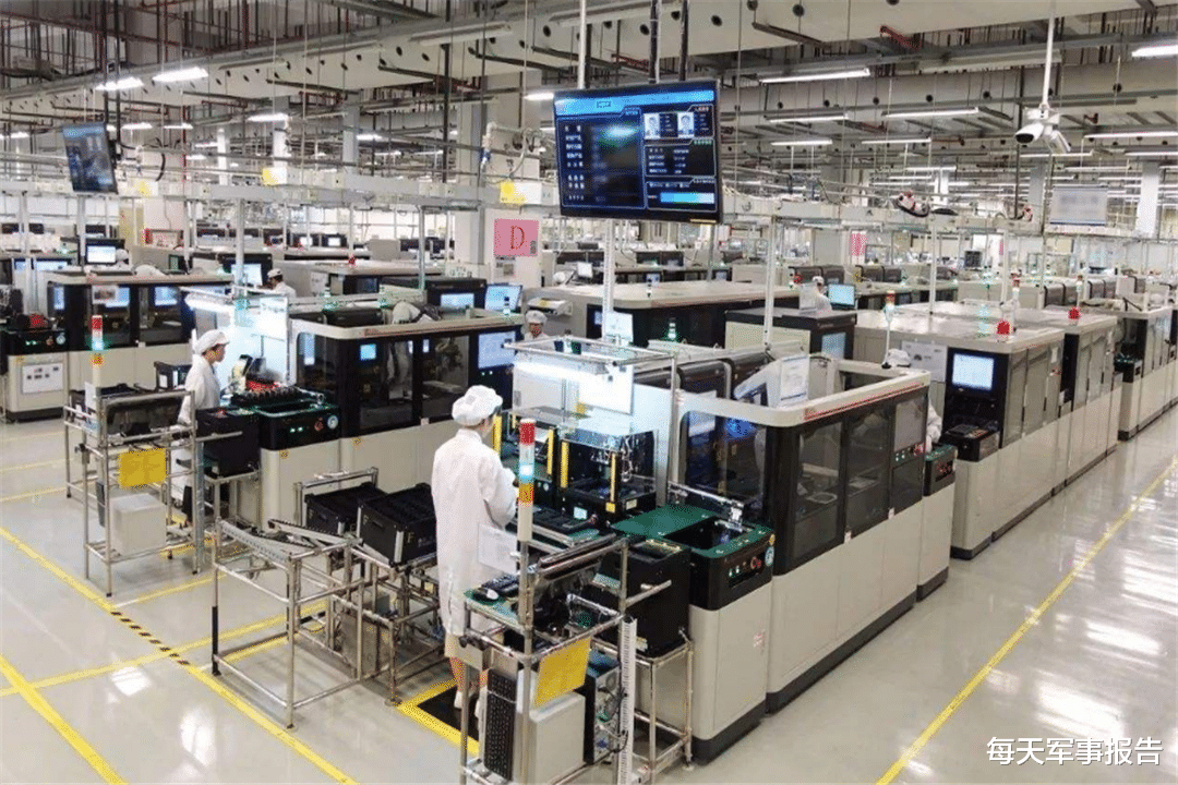 「华为」再见，美国！57家工厂集体撤离，上百万人失业，华为替孟晚舟“讨公道”！