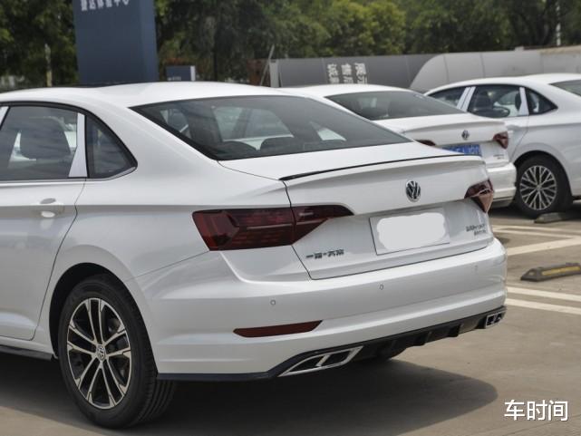 本田CRV|大众又成功了!一箱油900KM,跌至8.53万,6个月狂甩11.7万台