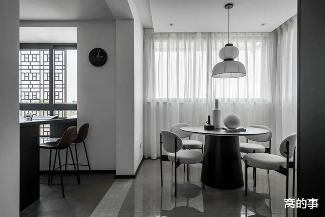 『』装修不是越豪华越好,这套200㎡新房让我明白:简约美才是真高级