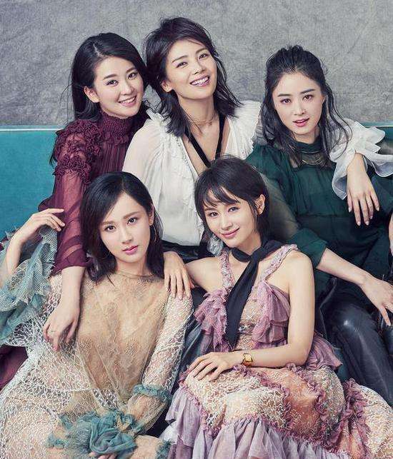 娱乐圈|她曾得罪了半个娱乐圈，在机场却“无人接机”，只好“灰头土脸”的离开！